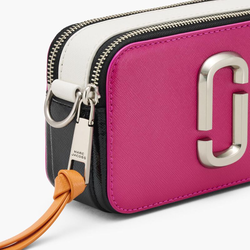 MARC JACOBS The Snapshot image number 2